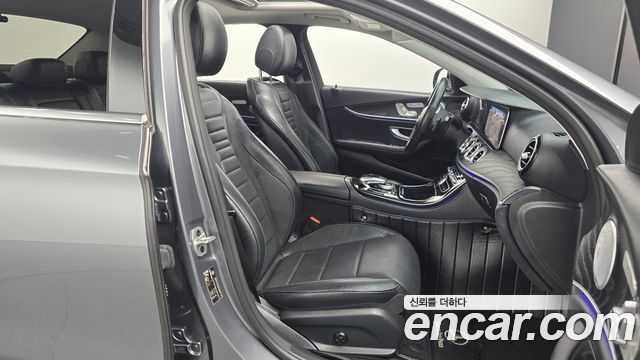 Mercedes-Benz E-Class (W213) E300 Avantgarde 2020 — фото 26