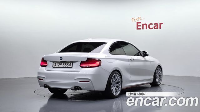 BMW 2 Series (F22) 220d M Sport Coupe 2014 — фото 2