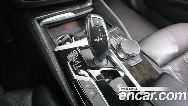 BMW 5 Series (G30) 530d M Sport Package 2017 — фото 9