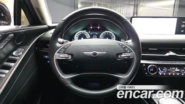 Genesis G80 (RG3) Gasoline 2.5 Turbo AWD 2022 — фото 13