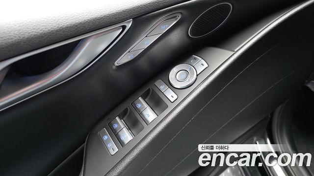 Genesis G80 (RG3) Gasoline 2.5 Turbo AWD 2022 — фото 29