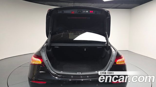 Mercedes-Benz E-Class (W213) E350 4MATIC AMG Line 2023 — фото 20