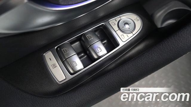Mercedes-Benz E-Class (W213) E350 4MATIC AMG Line 2023 — фото 36