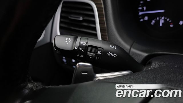 Genesis G80 3.3 GDI AWD Luxury 2018 — фото 30