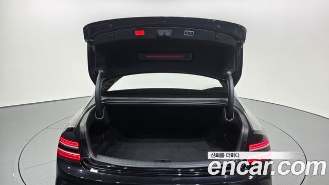 Genesis G80 (RG3) Gasoline 2.5 Turbo AWD 2025 — фото 20