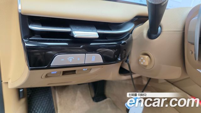 Genesis G80 (RG3) Gasoline 2.5 Turbo AWD 2025 — фото 33