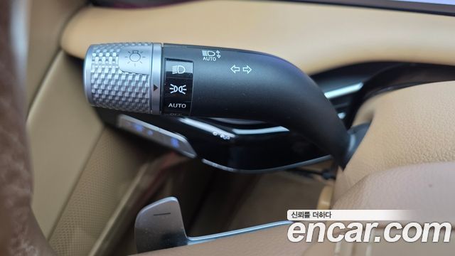 Genesis G80 (RG3) Gasoline 2.5 Turbo AWD 2025 — фото 35