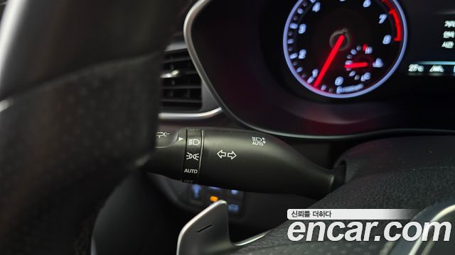 Genesis G70 2.0T Supreme 2018 — фото 33