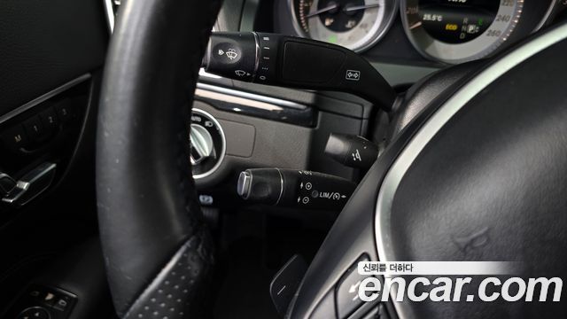 Mercedes-Benz E-Class (W212) E200 Coupe 2016 — фото 20