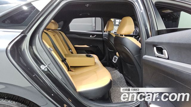 Kia K5 Hybrid (III) Prestige 2022 — фото 12