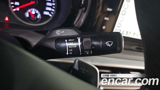 Kia K5 Hybrid (III) Prestige 2022 — фото 18