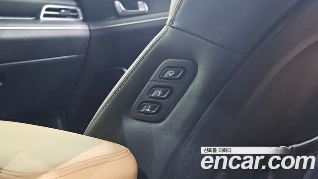 Kia K5 Hybrid (III) Prestige 2022 — фото 31