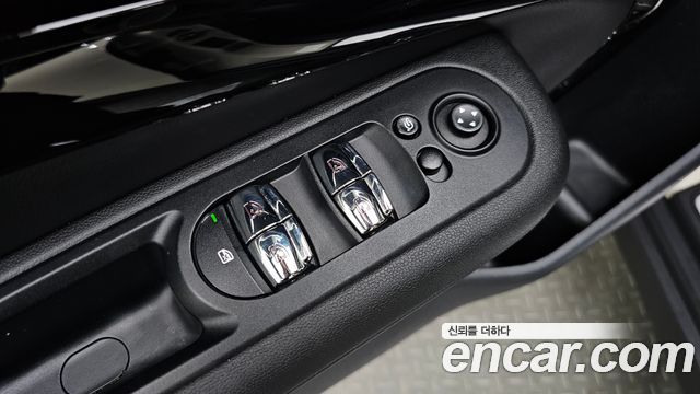 MINI Cooper Clubman High 2nd 2019 — фото 28