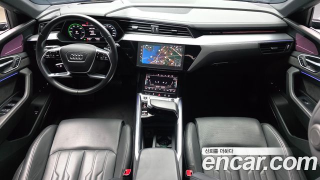 Audi e-tron 55 Quattro 2021 — фото 7