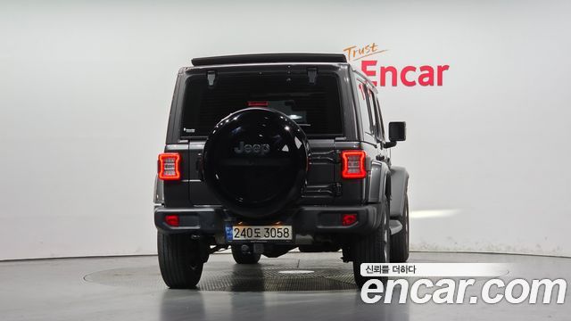 Jeep Wrangler (JL) 2.0 Overland Power Top 4Door 2021 — фото 4