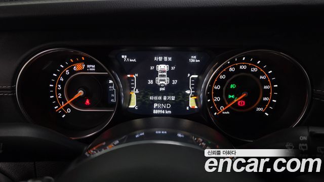 Jeep Wrangler (JL) 2.0 Overland Power Top 4Door 2021 — фото 8