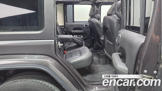 Jeep Wrangler (JL) 2.0 Overland Power Top 4Door 2021 — фото 11