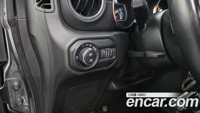 Jeep Wrangler (JL) 2.0 Overland Power Top 4Door 2021 — фото 19