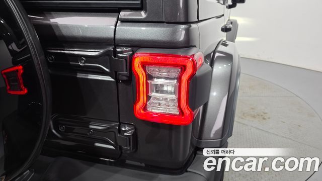 Jeep Wrangler (JL) 2.0 Overland Power Top 4Door 2021 — фото 23