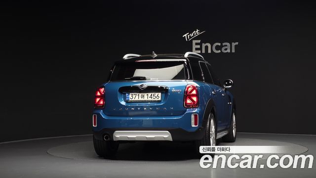 MINI Cooper Countryman Classic Plus 2nd 2022 — фото 4