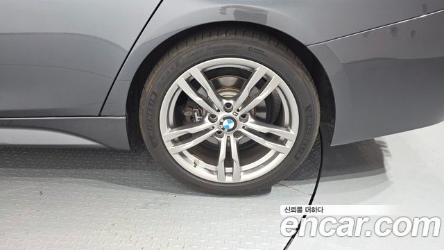 BMW 3 Series (F30) 330i M Sport 2017 — фото 21