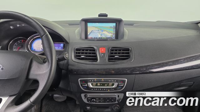 Renault Korea SM3 Neo SE Plus 2015 — фото 14
