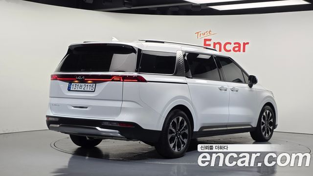 Kia Carnival (IV) Diesel 9-Seater Signature 2023 — фото 2