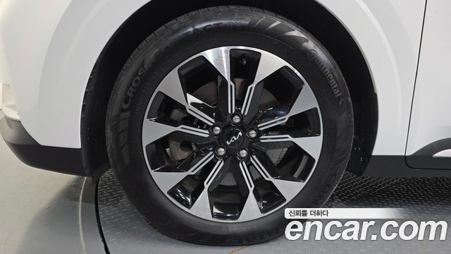 Kia Carnival (IV) Diesel 9-Seater Signature 2023 — фото 5