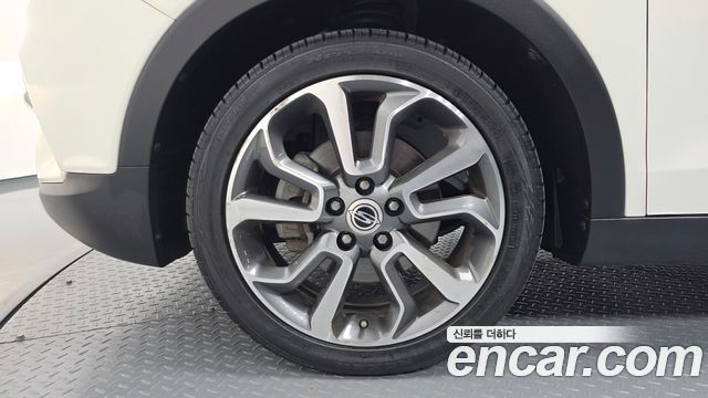 KG Mobility (SsangYong) Tivoli LX 2WD 2016 — фото 5