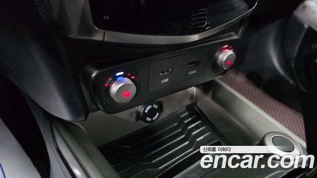 KG Mobility (SsangYong) Tivoli LX 2WD 2016 — фото 13
