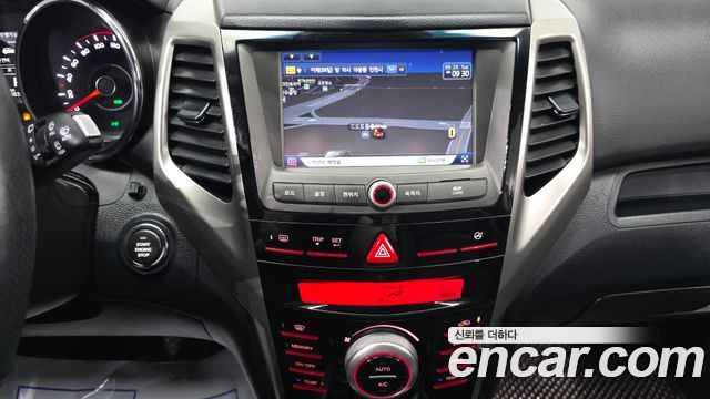 KG Mobility (SsangYong) Tivoli LX 2WD 2016 — фото 14