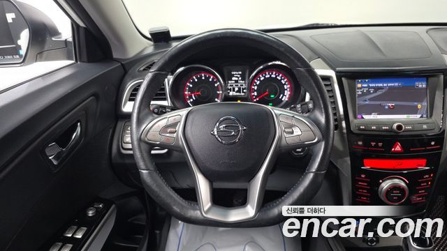 KG Mobility (SsangYong) Tivoli LX 2WD 2016 — фото 15