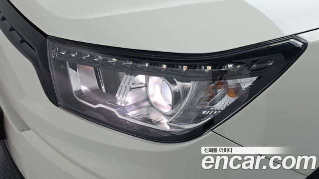 KG Mobility (SsangYong) Tivoli LX 2WD 2016 — фото 22