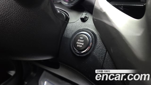 KG Mobility (SsangYong) Tivoli LX 2WD 2016 — фото 29