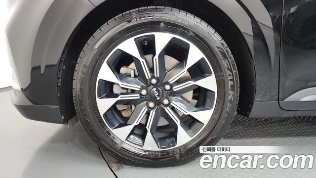 Kia Carnival (IV) Gasoline 9-Seater Prestige 2023 — фото 5