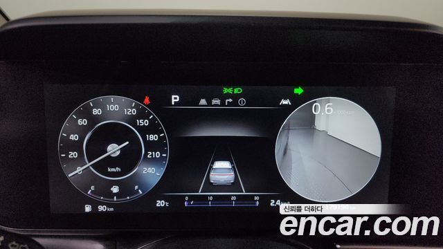 Kia Carnival (IV) Gasoline 9-Seater Prestige 2023 — фото 8