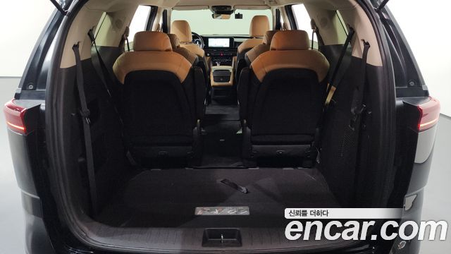 Kia Carnival (IV) Gasoline 9-Seater Prestige 2023 — фото 18