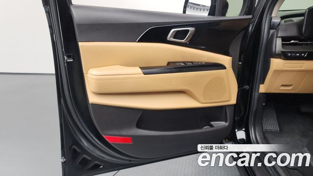 Kia Carnival (IV) Gasoline 9-Seater Prestige 2023 — фото 25