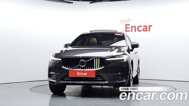 Volvo XC60 (II) T8 Ultra Bright 2025 — фото 3