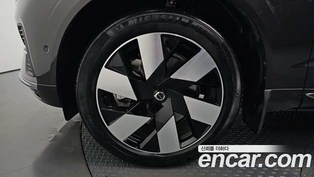 Volvo XC60 (II) T8 Ultra Bright 2025 — фото 5