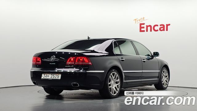 Volkswagen Phaeton V8 4.2 LWB VW611 2011 — фото 2