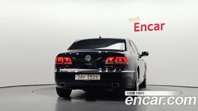 Volkswagen Phaeton V8 4.2 LWB VW611 2011 — фото 4
