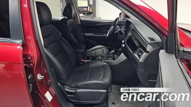 KG Mobility (SsangYong) Beautiful Korando Gasoline 1.5 2WD C5 Plus 2022 — фото 26