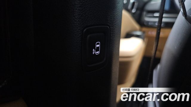 Kia Carnival (IV) Diesel 9-Seater Noblesse 2023 — фото 31