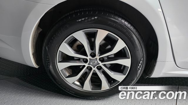Renault Korea SM6 1.3 TCe LE 2022 — фото 5