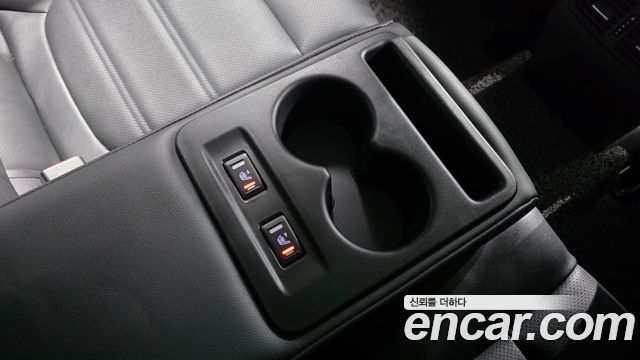 Renault Korea SM6 1.3 TCe LE 2022 — фото 17
