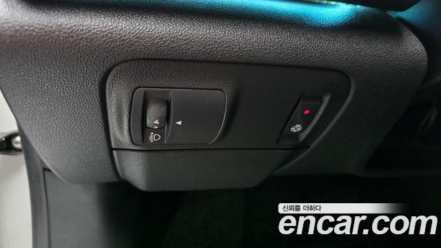 Renault Korea SM6 1.3 TCe LE 2022 — фото 18