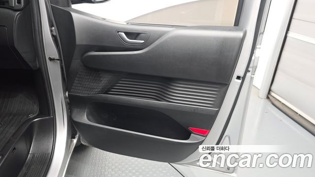 Hyundai Staria Tourer 11-Seater Modern 2022 — фото 25