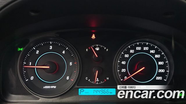 Chevrolet Captiva 2WD LS Premium 2013 — фото 8