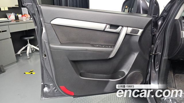 Chevrolet Captiva 2WD LS Premium 2013 — фото 24